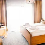 Garni Neff 3* Velden am Wörthersee