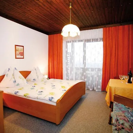 Garni Fruehstueckspension Neff Velden am Woerthersee